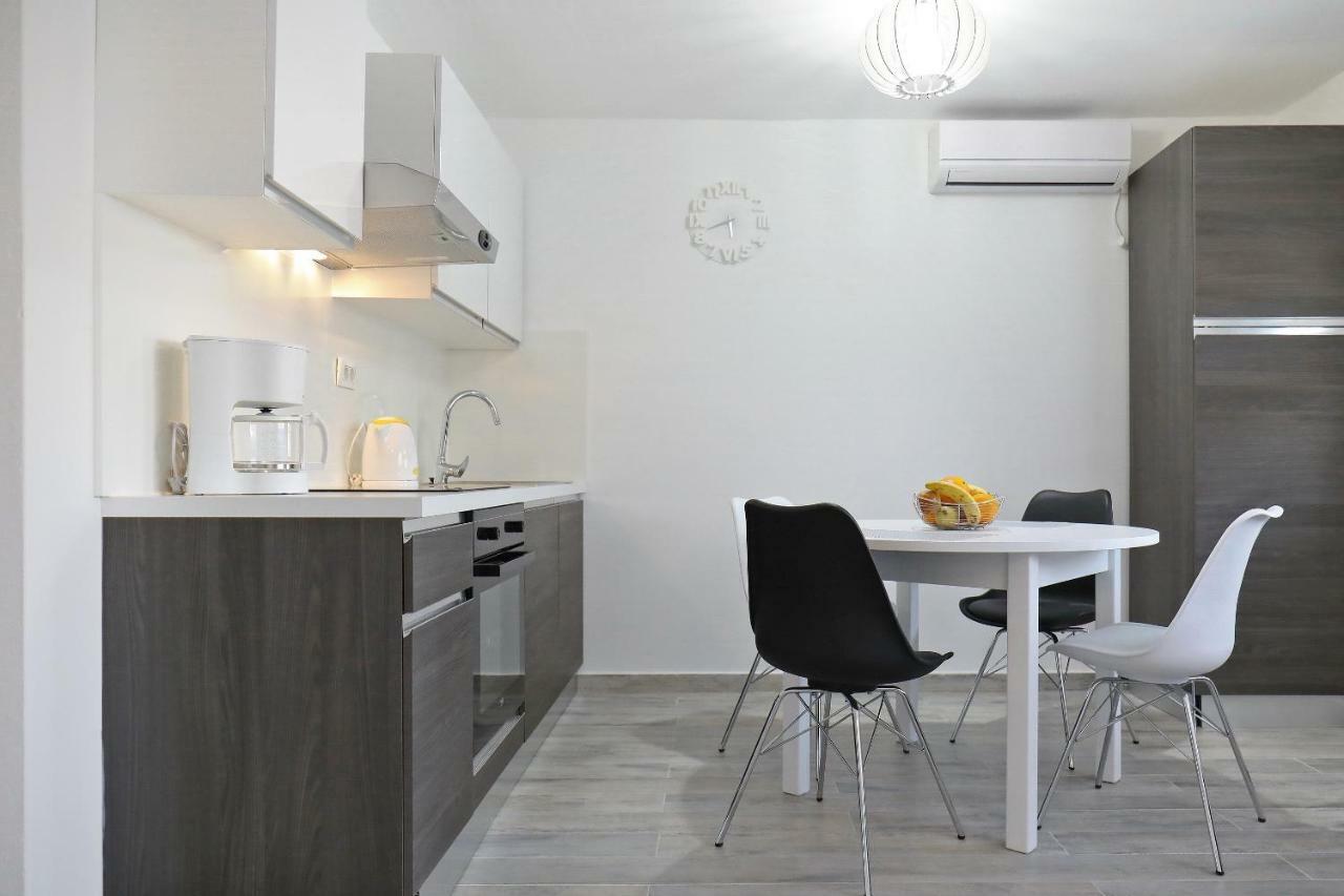 Apartmani Neva, Pridraga Dış mekan fotoğraf