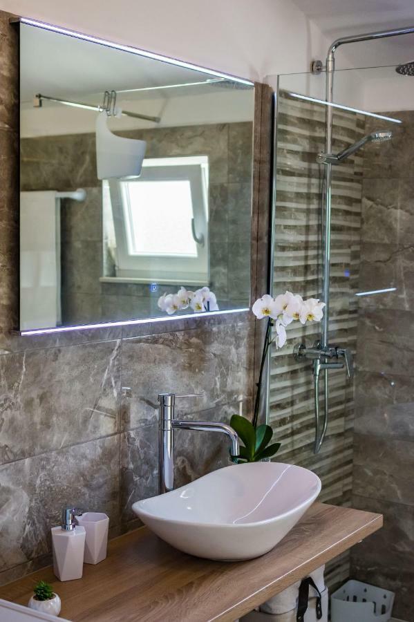 Apartmani Neva, Pridraga Dış mekan fotoğraf